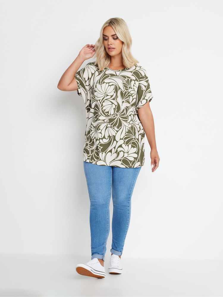 Yours Curve Green Round Neck Textured Grown On T-Shirt - Image 2 of 5
