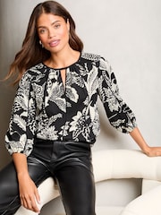 Lipsy Black Jersey Crinkle 3/4 Sleeve Top - Image 1 of 4