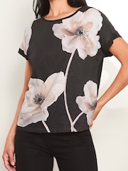 Lipsy Black Embellished Floral Print T-Shirt - Image 3 of 4