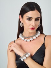 Aela Oversized Pearl White Necklace - Image 1 of 4