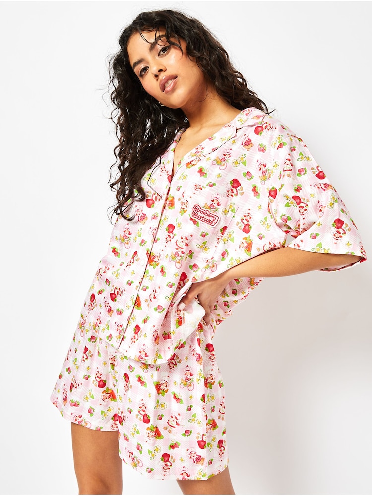 Strawberry Shortcake Shorts in Pink - Image 4 of 4 Strawberry Shortcake Shorts in Pink - Image 4 of 4