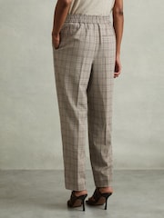 Reiss Karina клетчатый с эластичной талией, сужающиеся к низу брюки - Image 5 of 6