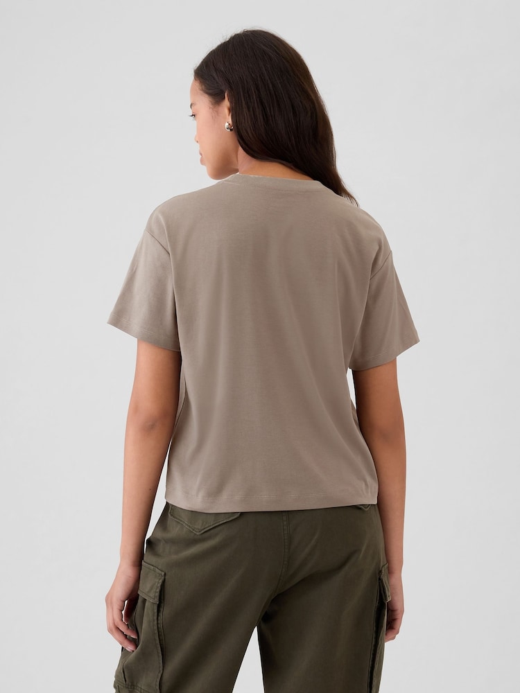 Gap Brown Crew Neck Short Sleeve Oversized T-Shirt - Image 2 of 5 Gap Brown Crew Neck Short Sleeve Oversized T-Shirt - Image 2 of 5