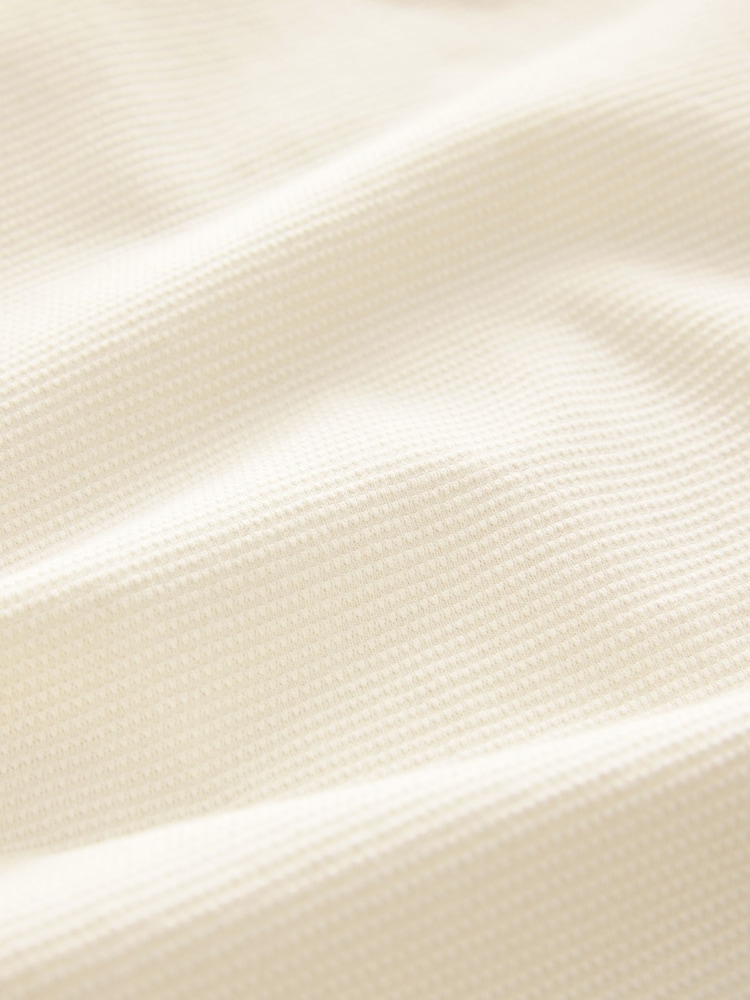 Crème écru - Polos texturés en tissu gaufré à boutons 100% coton - Image 6 of 7