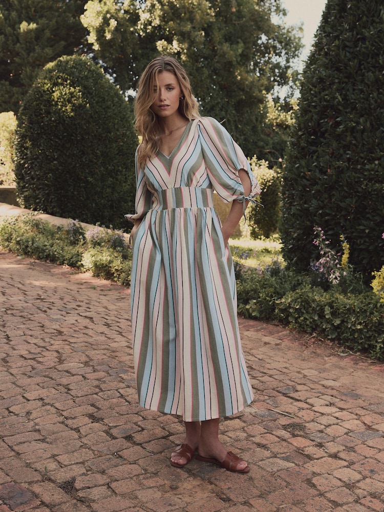 Laura Ashley Holiday Stripe Midaxi Dress - Imagen 1 de 15