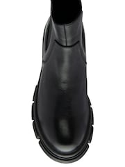 Ravel Black Leather Pull-On Chelsea Boots - Image 2 of 4