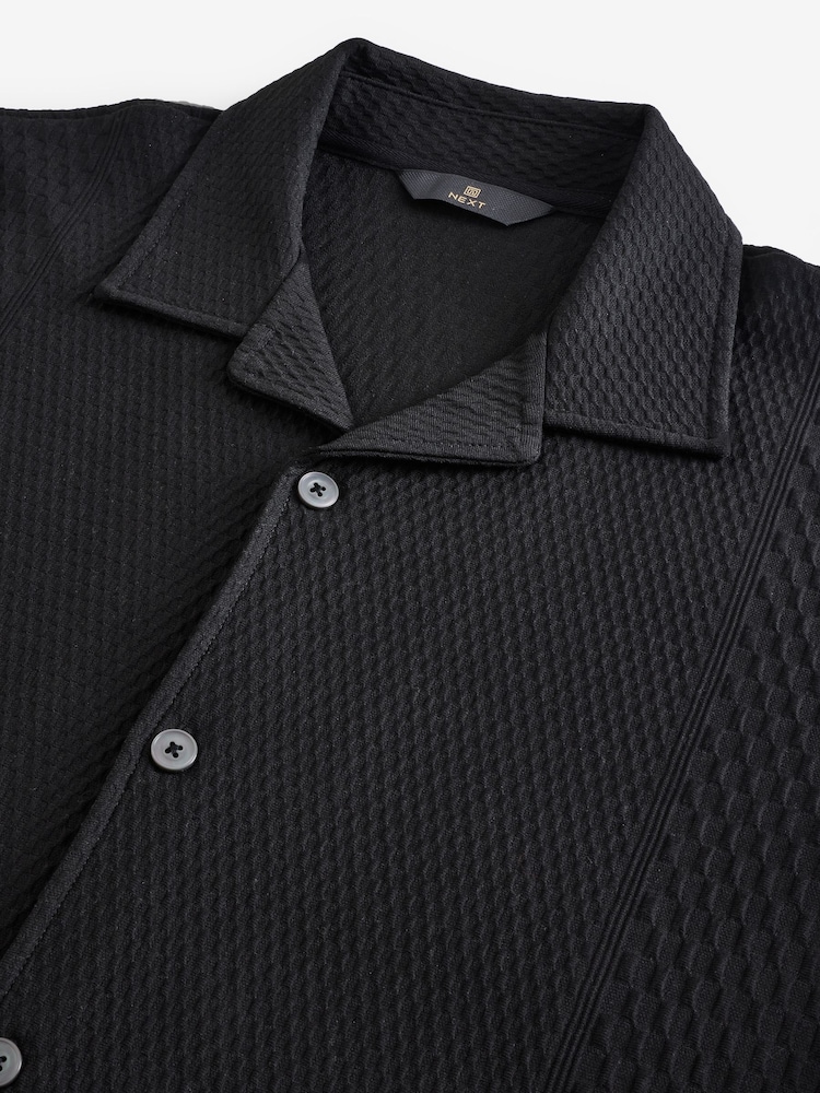 Noir Ingénierie - Cuban Col Textured Jersey Manches courtes Chemises - Image 6 of 7