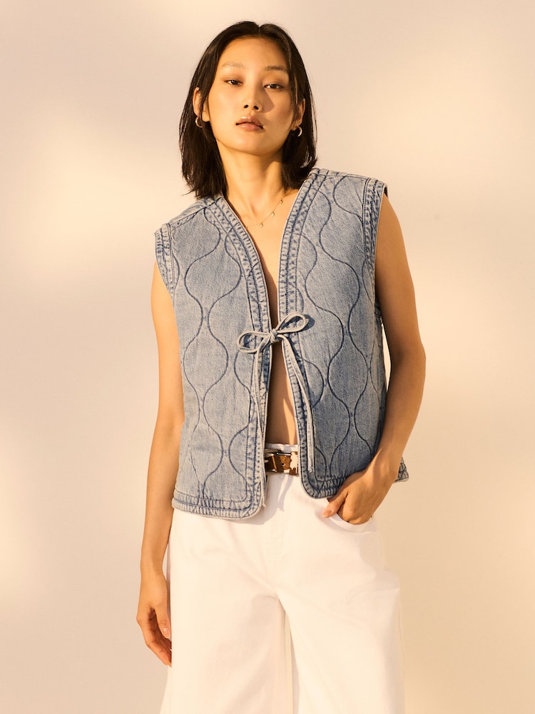Indigoblau - 100% Cotton Quilted Denim Gilet - Bild 1 von 8 Indigoblau - 100% Cotton Quilted Denim Gilet - Bild 1 von 8