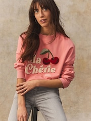 Розовый - Ma Cherie Cherry Heavy Boucle/Embroidery Graphic Crewneck Sweatshirt - Image 3 of 5