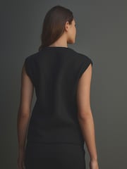 Noir - Haut doux au toucher et confortable en maille boutonnée - Image 4 of 7
