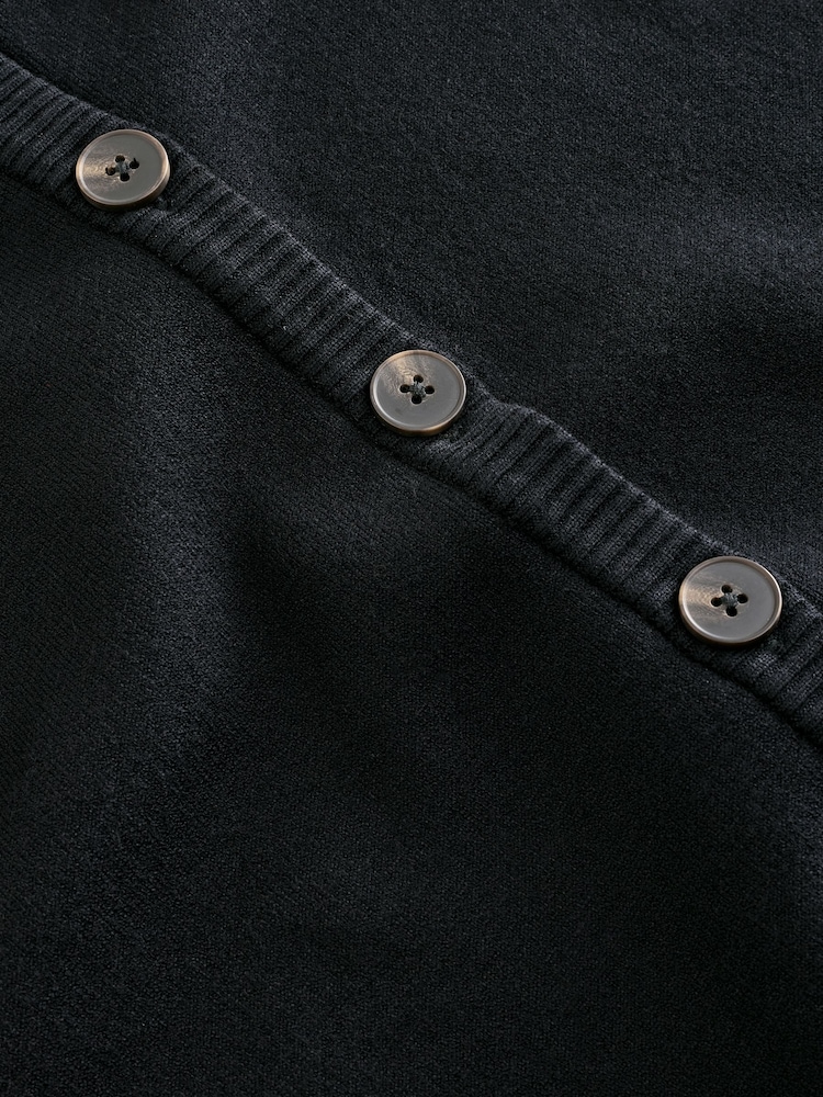 Noir - Haut doux au toucher et confortable en maille boutonnée - Image 7 of 7