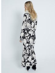 River Island Black Floral Column Dress - Image 2 of 2