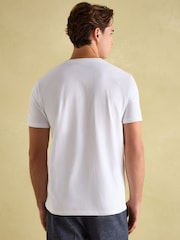 Темно-синий/белый - Joules Everyday Pack of Two Crew Neck T-Shirts - Image 5 of 9