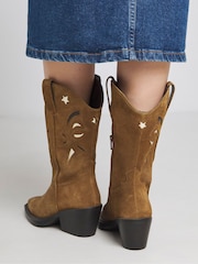 Simply Be Brown Wide Fit Cut Out Detail Calf Height Western Boots In With Super Curvy Calf - Image 2 of 4