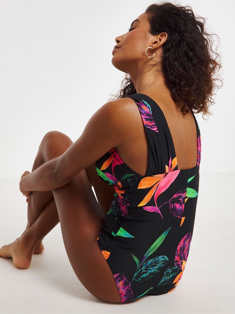Simply Be Magisculpt Lose up to an Inch Longer Length Swimsuit - Imagen 2 de 4