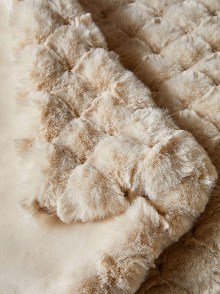 Ivory Luna Scalloped Plush Faux Fur Throw - Image 2 of 4