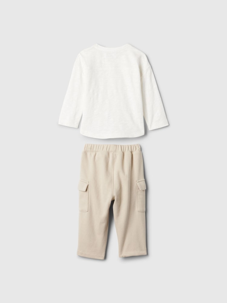 Gap White Cargo Outfit Set (Newborn-24mths) - Image 2 of 3 Gap White Cargo Outfit Set (Newborn-24mths) - Image 2 of 3