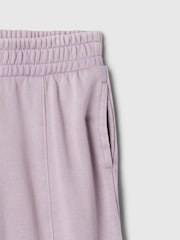 Morado - Pantalones de chándal de pierna ancha con diseño suave de estilo vintage de Gap (4-13 años) - Imagen 5 de 5