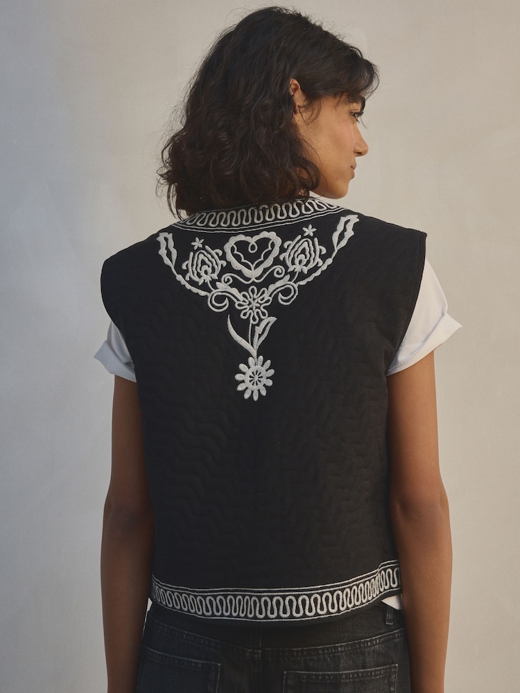 Black Quilted Embroidered Gilet - Image 4 of 6