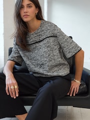 أسود/أبيض - Boxy Boucle T-Shirt - صورة 1 من 7