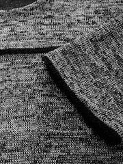 أسود/أبيض - Boxy Boucle T-Shirt - صورة 7 من 7