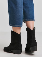 Cizme de gleznă clasice western din piele întoarsă JD Williams cu Wide Fit - Image 2 of 5