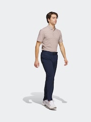 وردي - adidas Golf Go-To Printed Stripe Polo Shirt - صورة 2 من 7