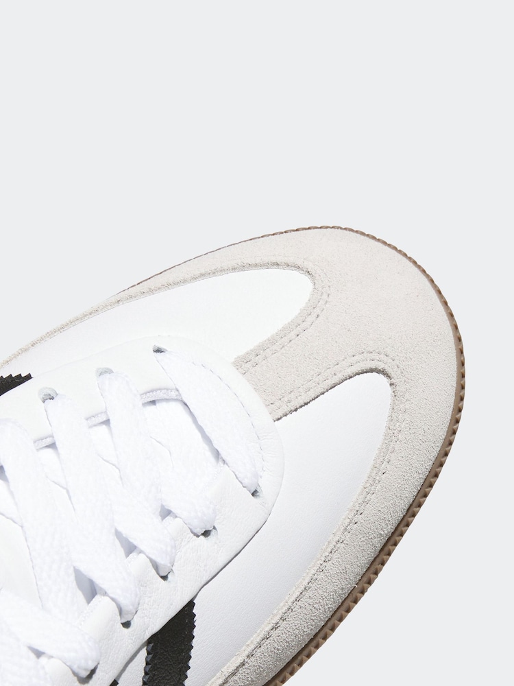 adidas Golf Samba Spikeless Trainers - Image 6 of 9