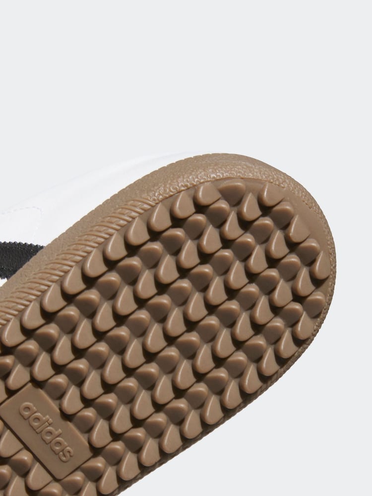 adidas Golf Samba Spikeless Trainers - Image 7 of 9