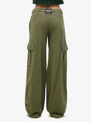 Superdry Green Athletic Essentials Vintage Wide Cargo 100% Cotton Joggers - Image 2 of 4