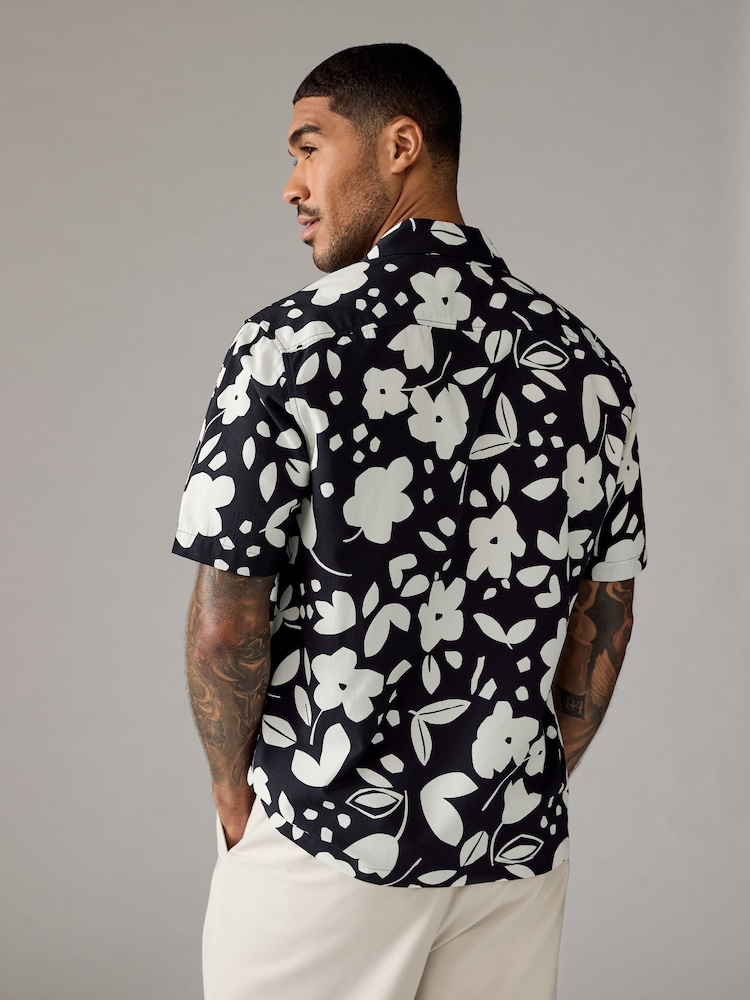 Monochrome Printed Floral Short Sleeve Shirt With Cuban Collar - Image 3 of 8