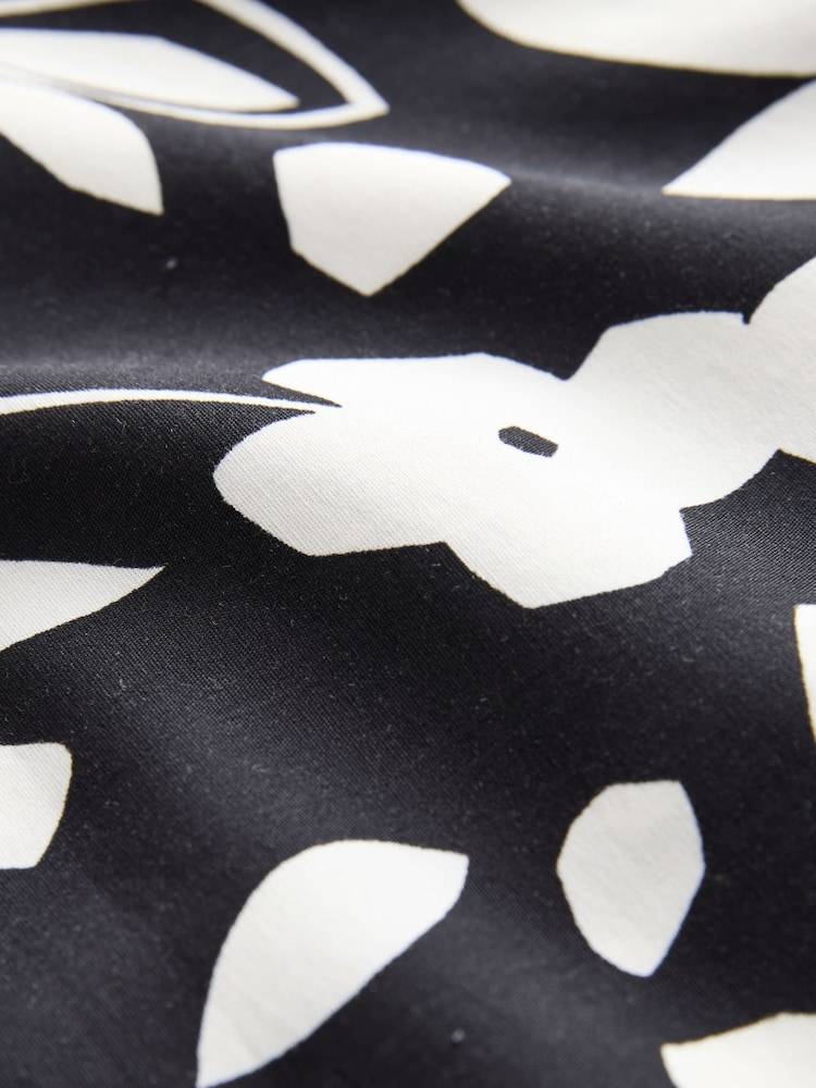 Monochrome Printed Floral Short Sleeve Shirt With Cuban Collar - Image 8 of 8