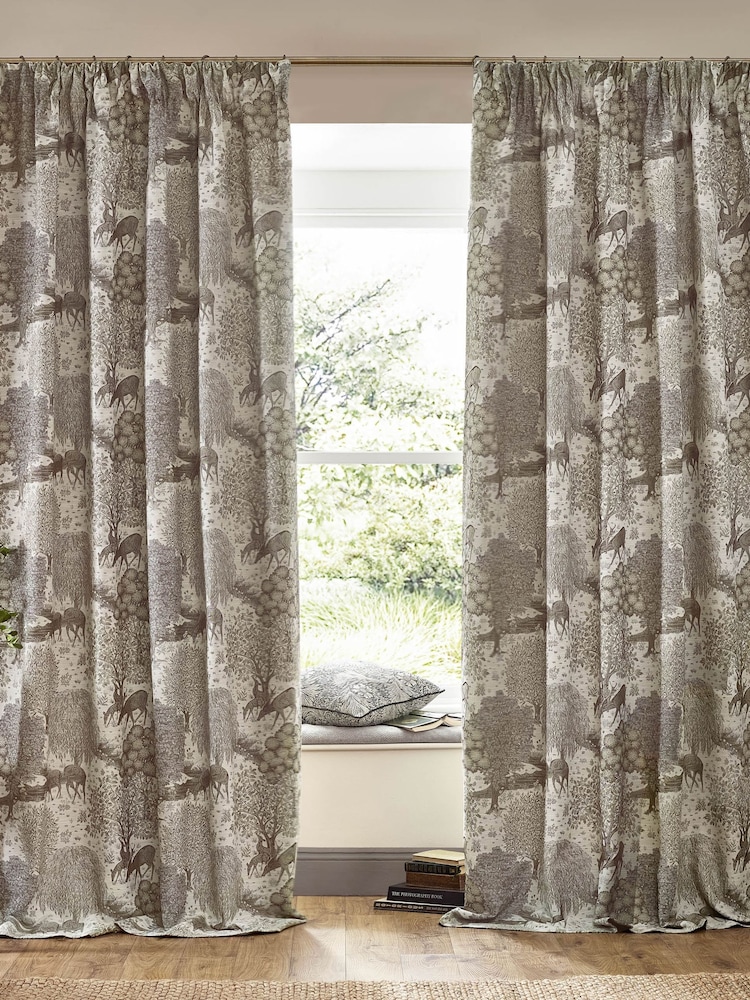 Morris & Co Linen The Brook Jacquard Pencil Pleat Curtain - Image 7 of 7