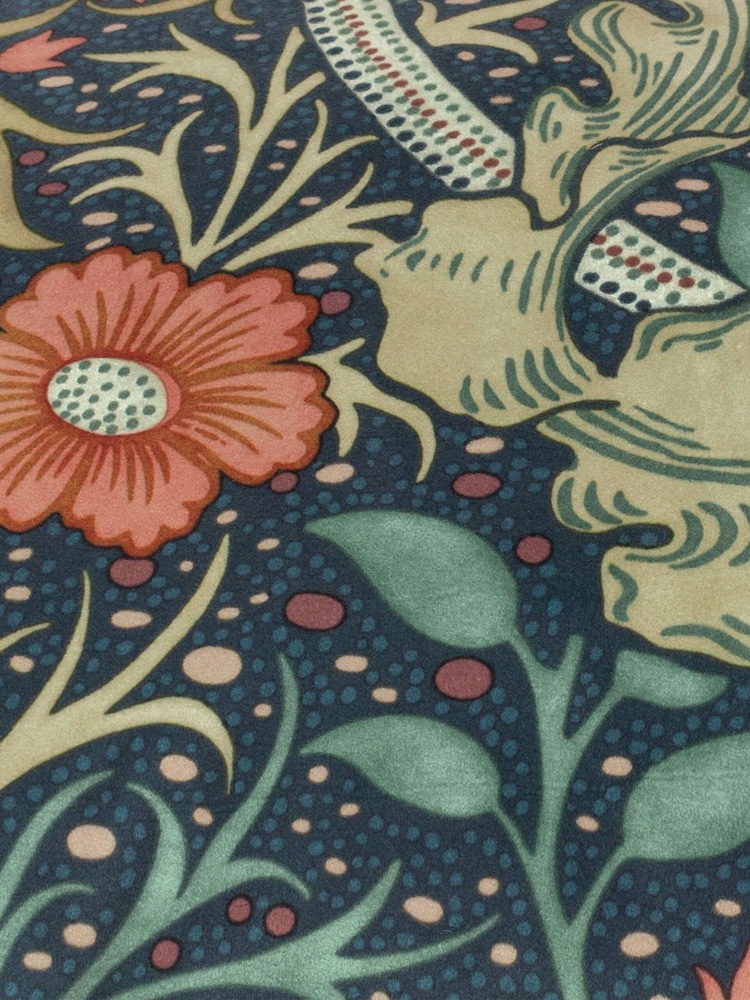 Morris & Co Indigo Seaweed Matt Velvet Piped Cushion - Image 5 of 5