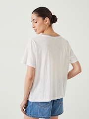 Hush Marta Crochet Trim Relaxed T-Shirt - Bild 3 von 5