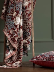 Morris & Co Berry Strawberry Thief Jacquard Multi Layer Throw - Image 3 of 8