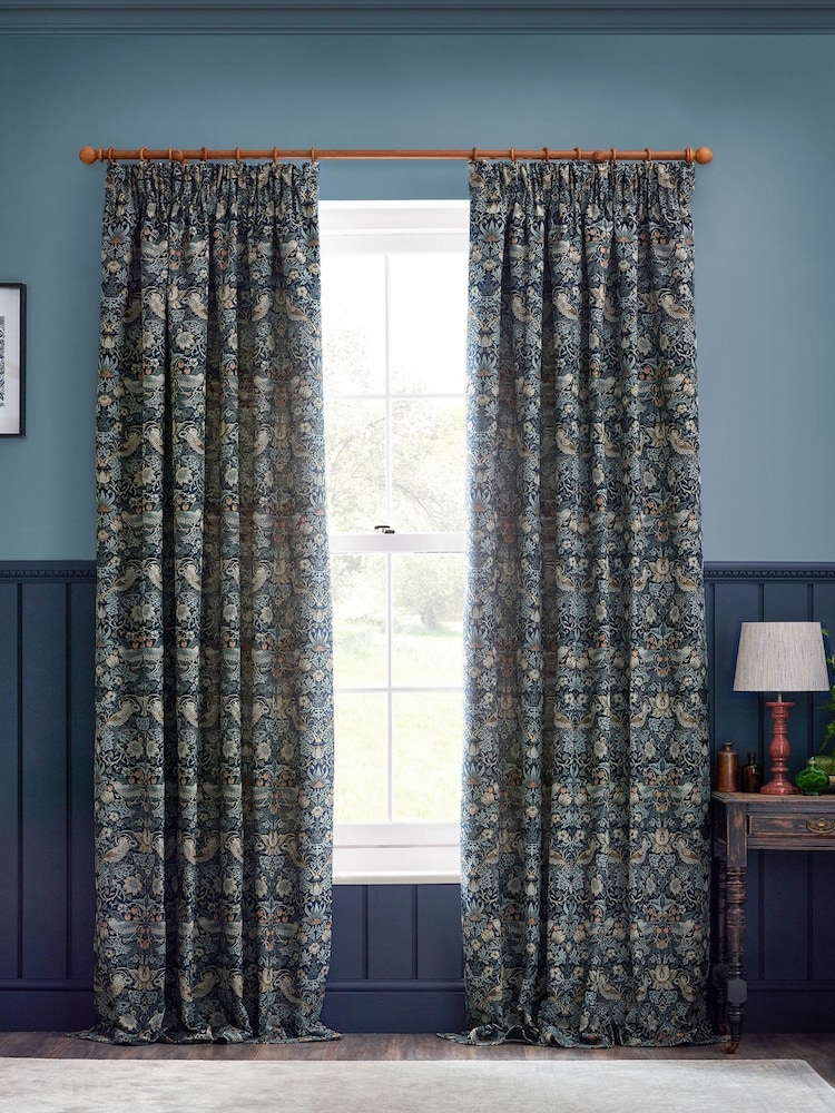 Morris & Co Indigo Strawberry Thief Jacquard Pencil Pleat Curtain - Image 7 of 7