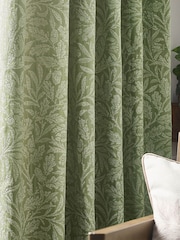 Morris & Co Sage Acorn Tonal Jacquard Pencil Pleat Curtain - Image 5 of 7