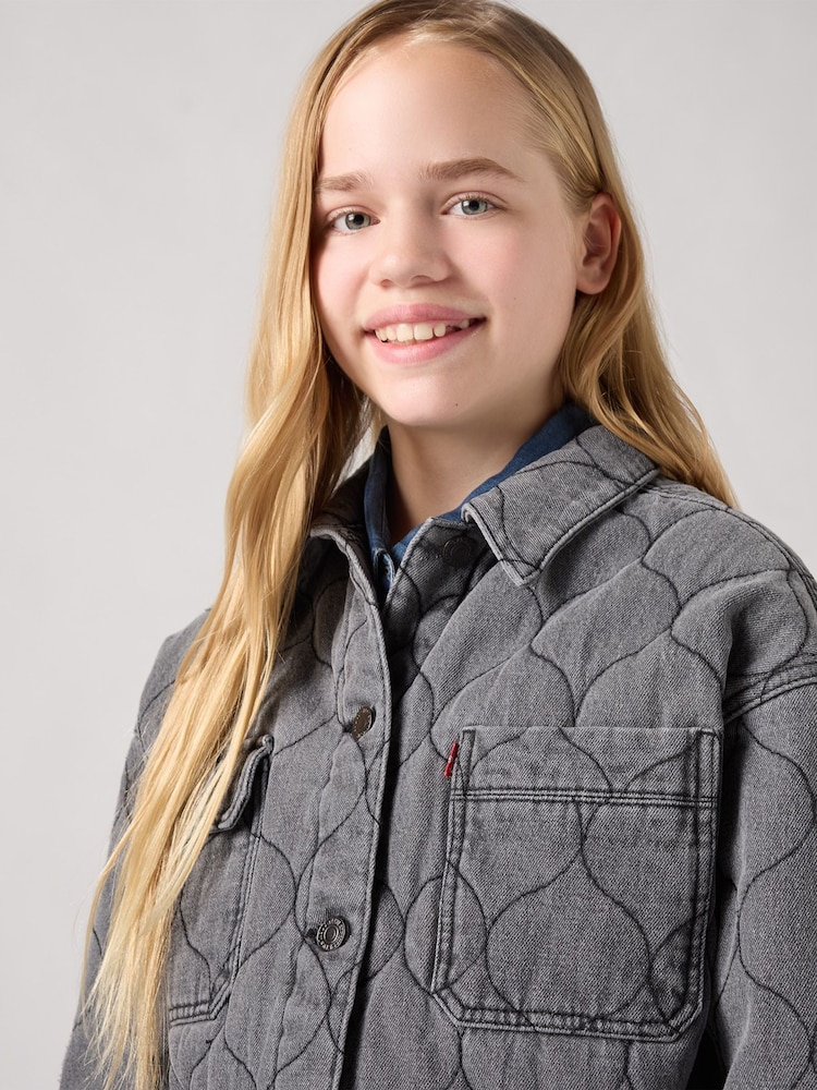 سترة دنيم طراز Trucker من القطن 100% بقصّة واسعة مبطنة من ®Levi's - صورة 2 من 8