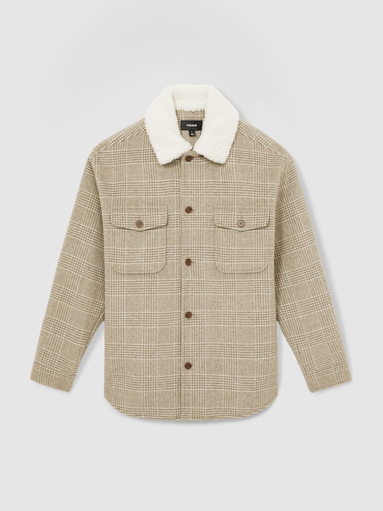 Sobrecamisa en mezcla de lana a cuadros con cuello de borreguito Nix de Reiss - Imagen 2 de 7 Sobrecamisa en mezcla de lana a cuadros con cuello de borreguito Nix de Reiss - Imagen 2 de 7