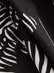 Estampado negro - Pantalones de pernera ancha con lino - Imagen 7 de 8
