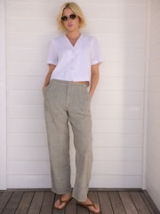 Verde salvia - Pantalones bordados de 100% algodón - Imagen 2 de 5