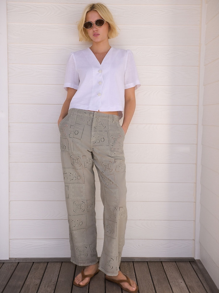 Verde salvia - Pantalones bordados de 100% algodón - Imagen 2 de 5