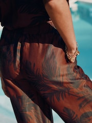 Marron imprimé palmiers - Pantalons larges en satin - Image 5 of 8