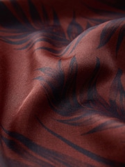 Braun/Marineblau, Palmenmotiv - Satinhemd mit V-Ausschnitt - Bild 9 von 9