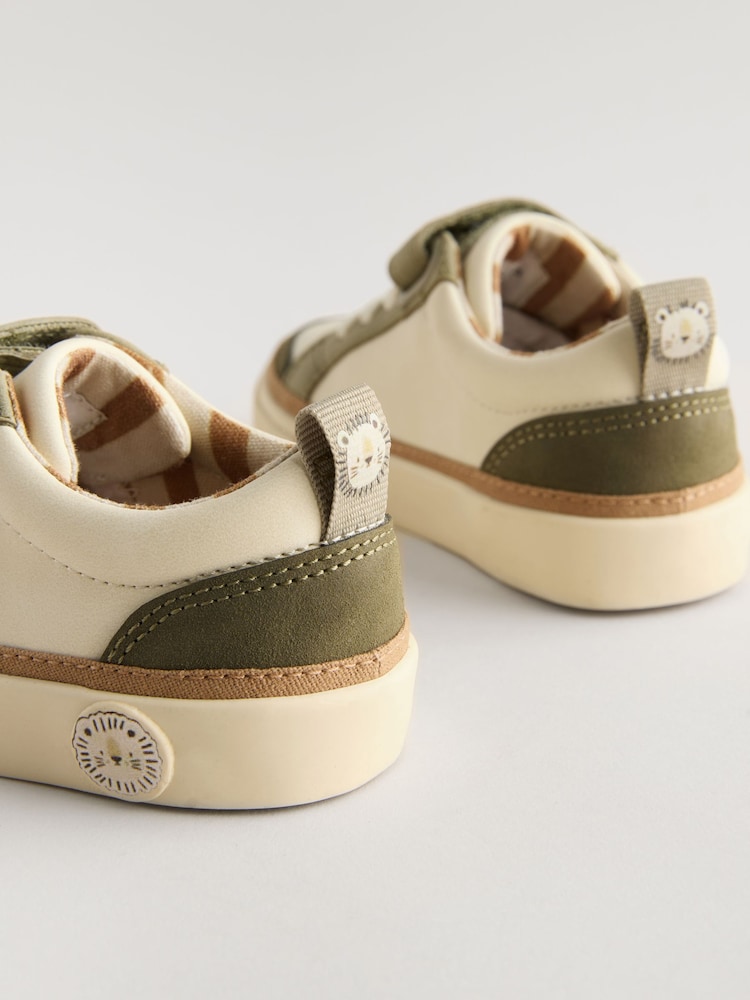 Neutral Standard Fit (F) Touch Fastening Chevron Trainers - Image 4 of 6
