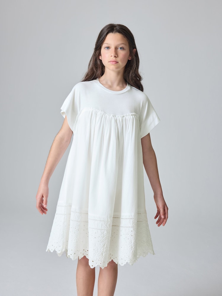 smALLSAINTS White/Broderie Girls Smock Dress - Image 2 of 9 smALLSAINTS White/Broderie Girls Smock Dress - Image 2 of 9
