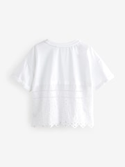 Camiseta de algodón 100 % con bordado en la espalda para niñas de smALLSAINTS - Imagen 6 de 8