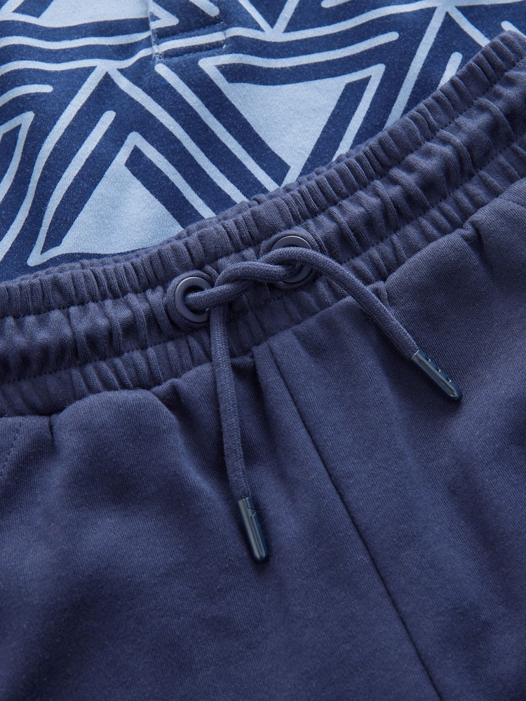 Azul marino - Conjunto de polo de manga corta y pantalones cortos con diseño geométrico (3-16años) - Imagen 9 de 9 Azul marino - Conjunto de polo de manga corta y pantalones cortos con diseño geométrico (3-16años) - Imagen 9 de 9