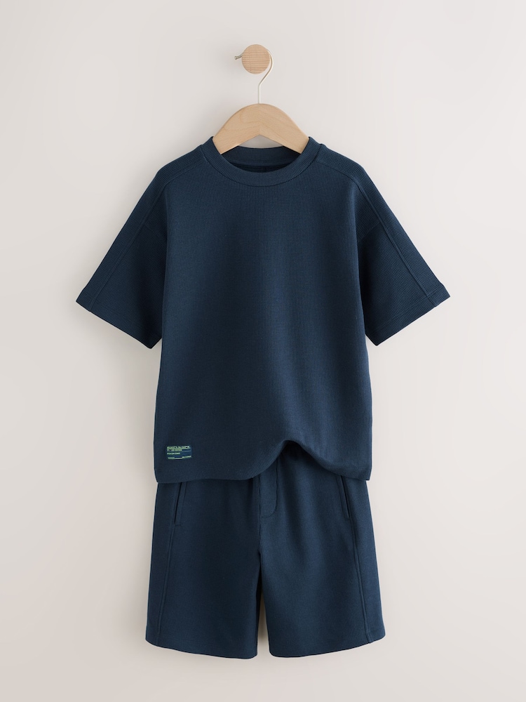 Azul marino - Conjunto de pantalón corto y camiseta de manga corta con diseño texturizado (3-16 años) - Imagen 2 de 7 Azul marino - Conjunto de pantalón corto y camiseta de manga corta con diseño texturizado (3-16 años) - Imagen 2 de 7